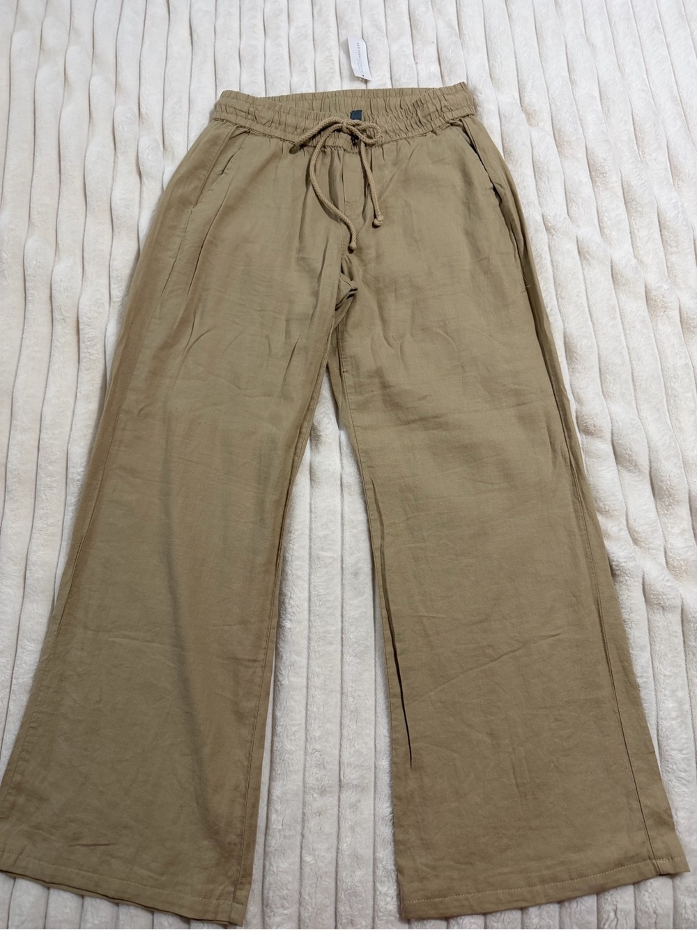 New York & Company Men's Drawstring Wide-Leg Pants in Khaki